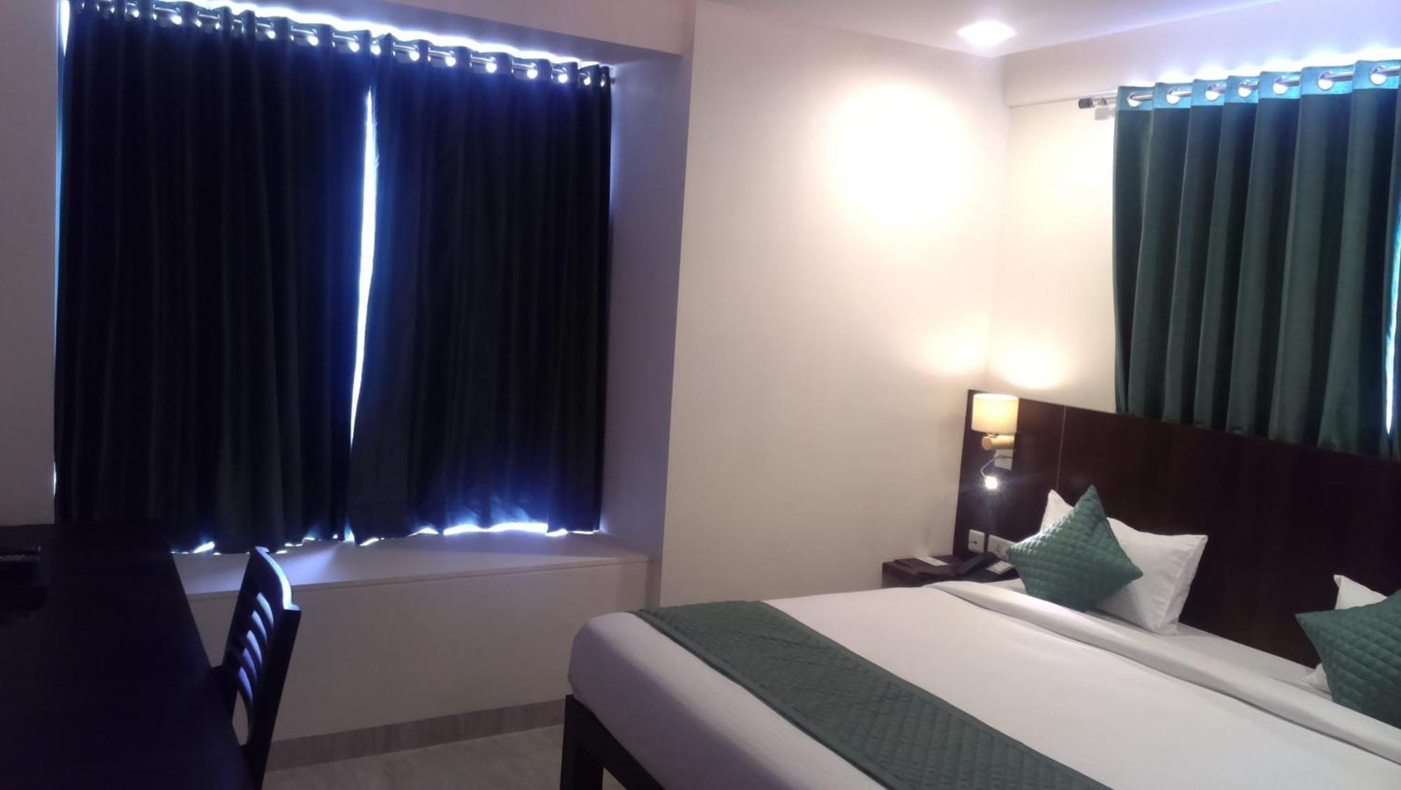 Hotel The Radiant Star ชัยปุระ ภายนอก รูปภาพ