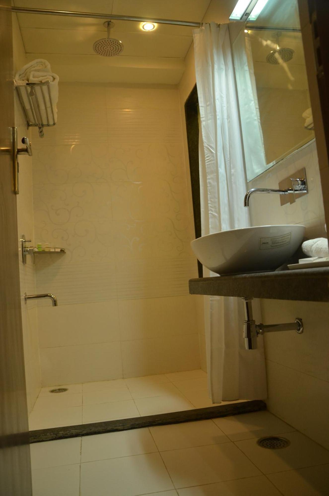 Hotel The Radiant Star ชัยปุระ ภายนอก รูปภาพ