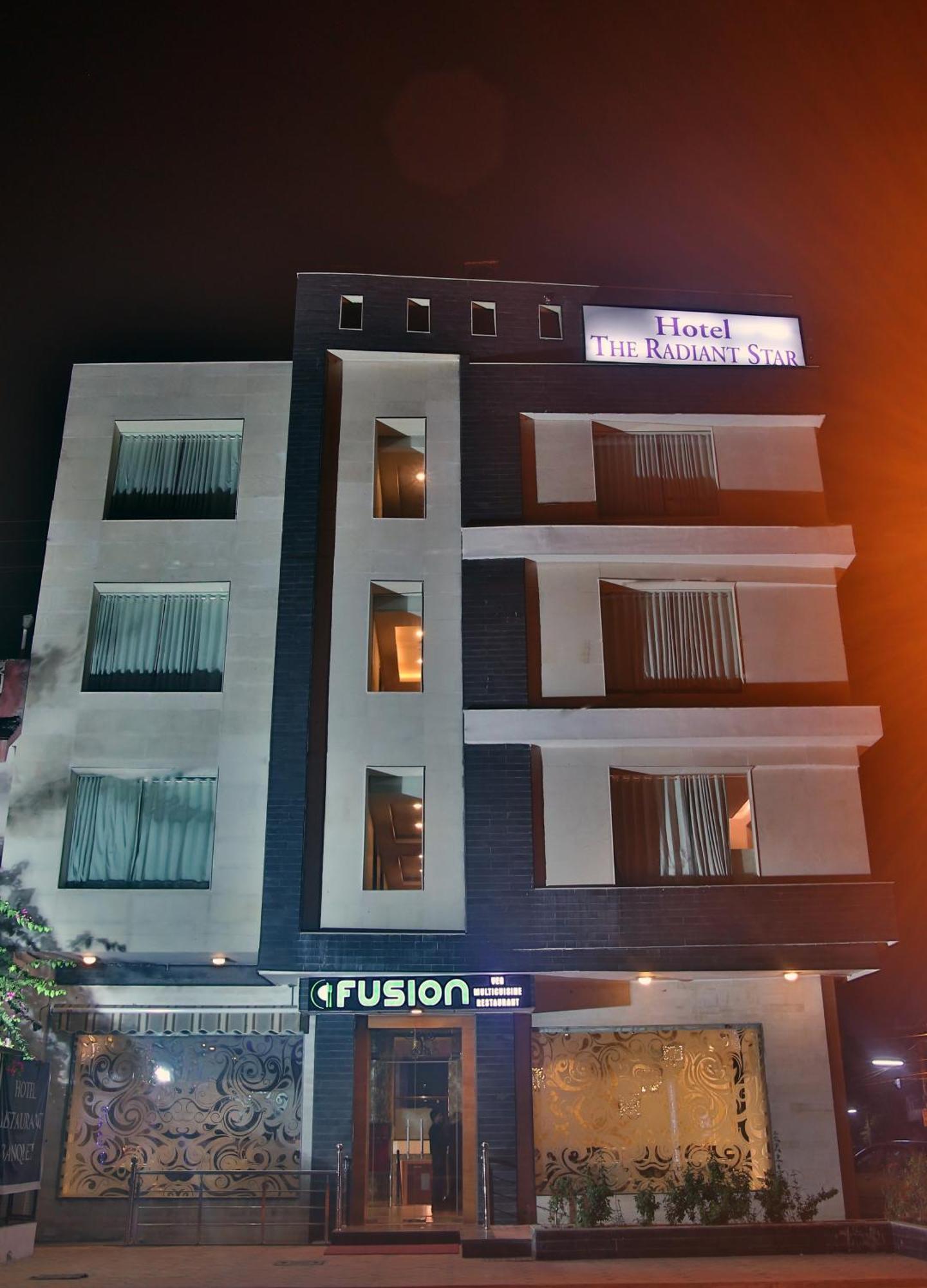 Hotel The Radiant Star ชัยปุระ ภายนอก รูปภาพ